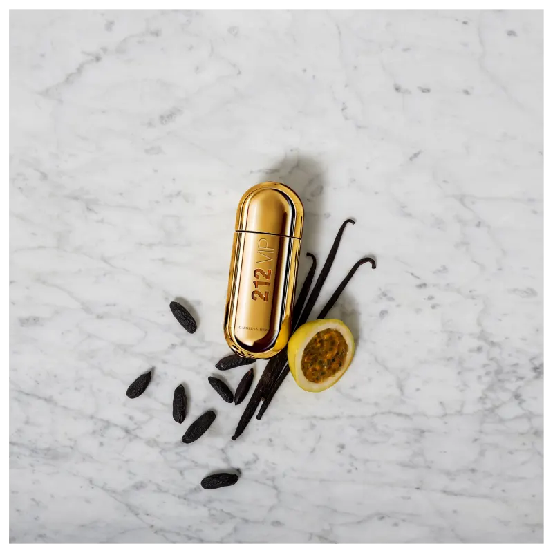 212 VIP – Carolina Herrera Eau de Parfum - Perfume Feminino 50ml - Imagem 3